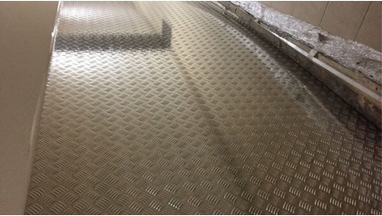 лист стальной рифленый квинтет 4 мм Ст3пс купить в Томске