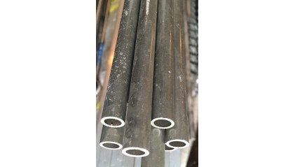 Трубу алюминиевую прессованную 55x10 мм А7 купить в Томске