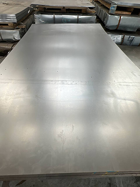 Лист алюминиевый 1,5x1500x3000 мм АД1Н ГОСТ 21631-2023 фото